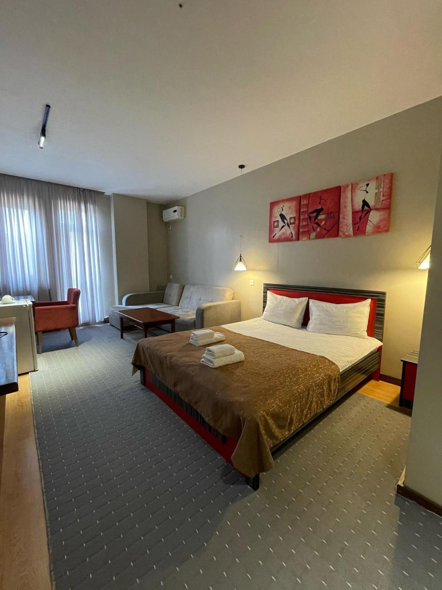 Salam Hotel Ош Экстерьер фото