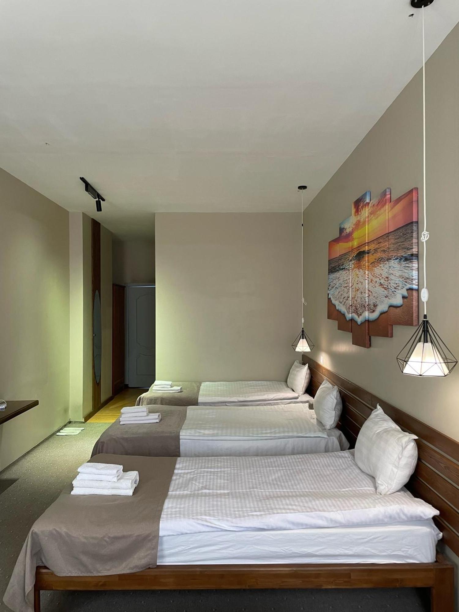 Salam Hotel Ош Экстерьер фото