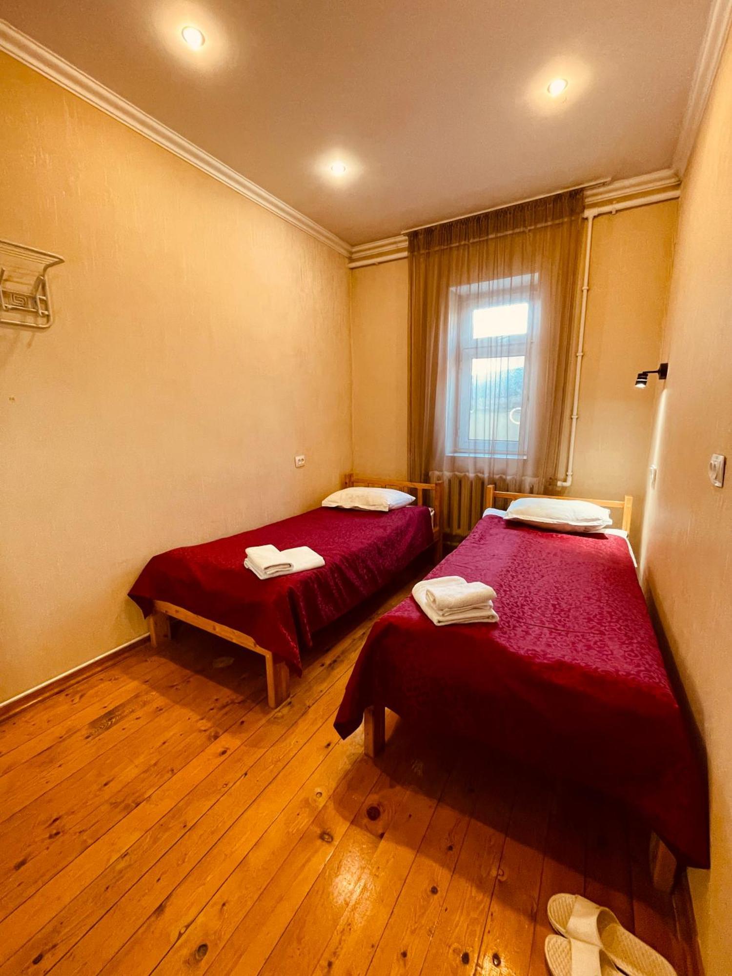 Salam Hotel Ош Экстерьер фото