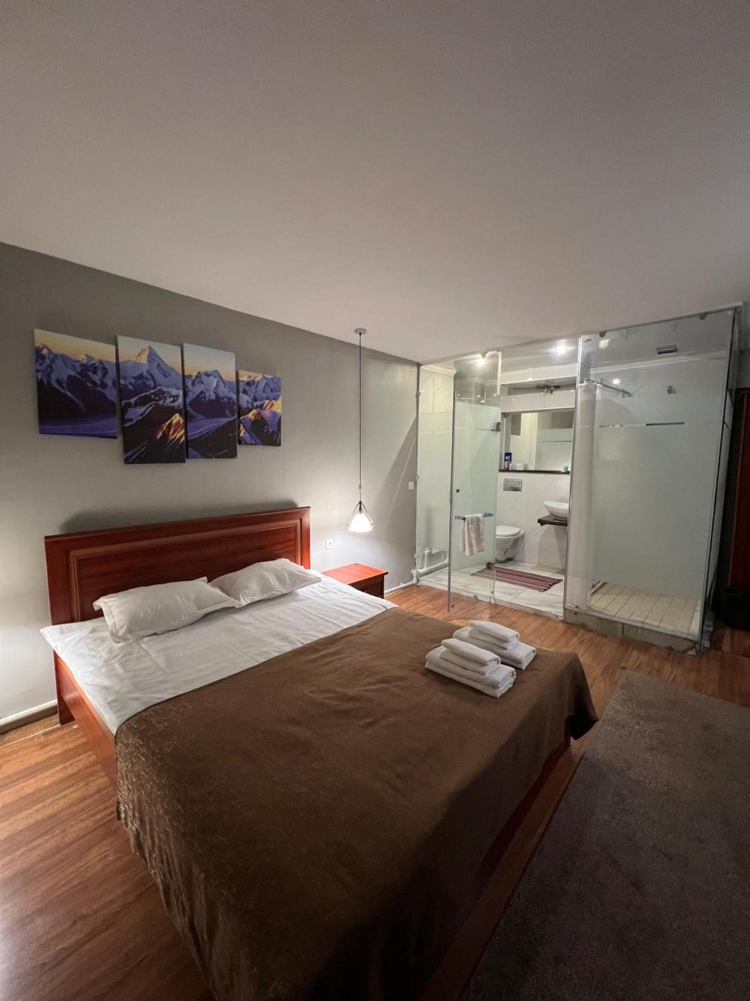 Salam Hotel Ош Экстерьер фото