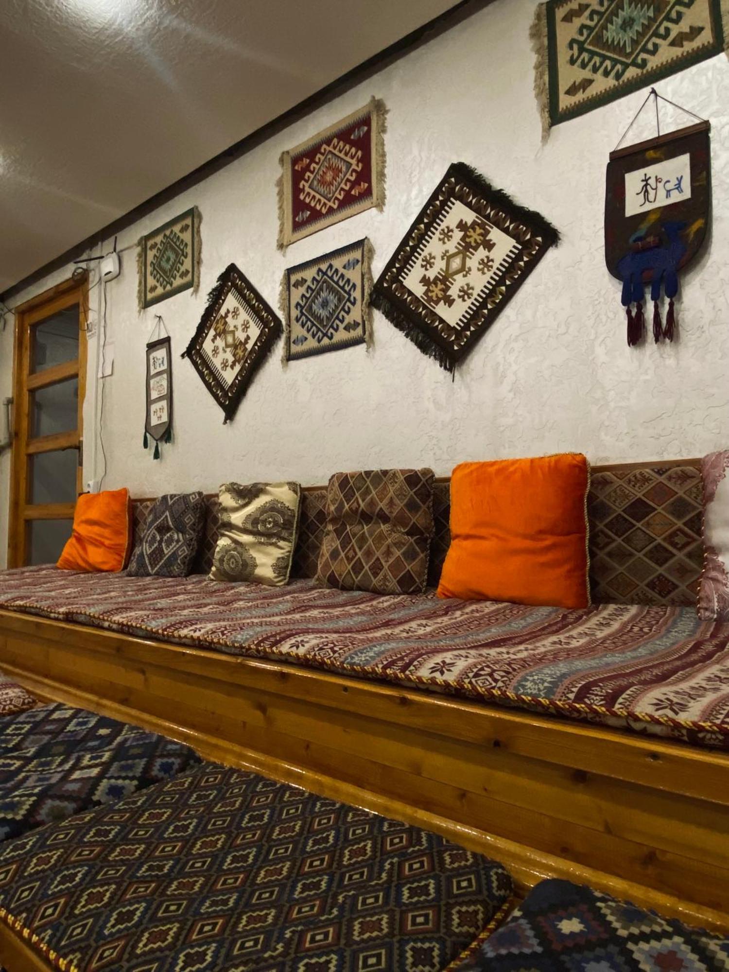 Salam Hotel Ош Экстерьер фото